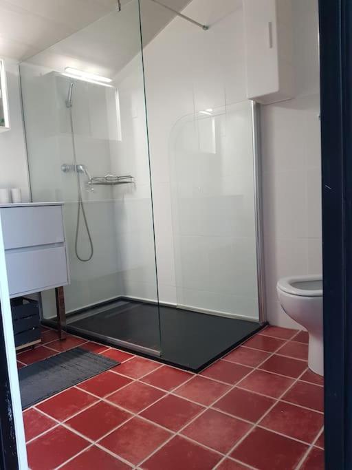 Petite Maison Type Loft En Plein Bourg D'Ambazac Экстерьер фото